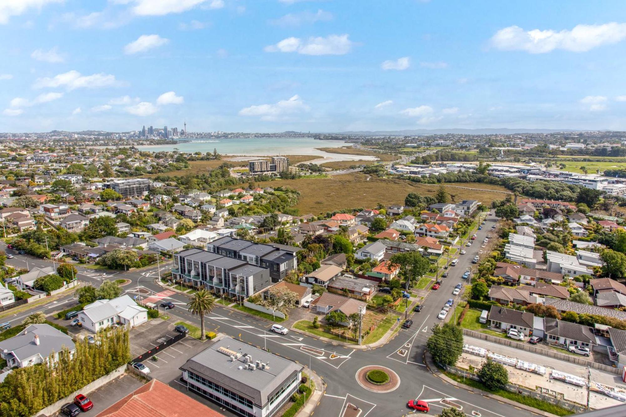 Apartment Skyline With Parking, Pool, And Sea Views